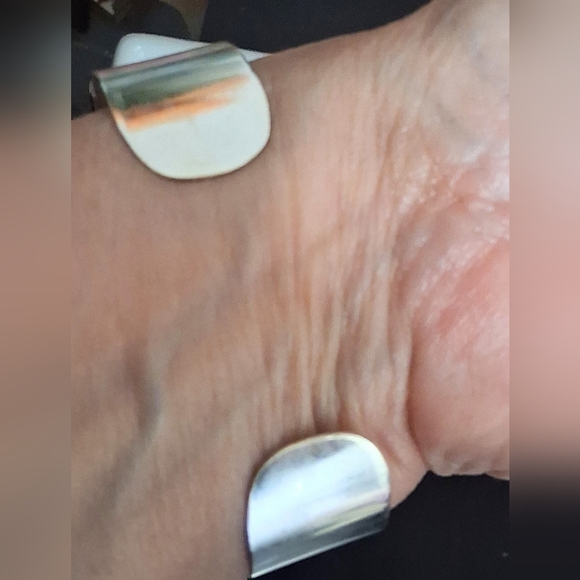 TURQUOISE CUFF BRACELET 7-7.5 - Picture 3 of 5